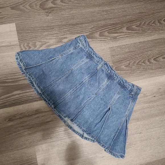 Y2k Pleated Denim Mini Skirt S Nwt - Picture 4 of 6
